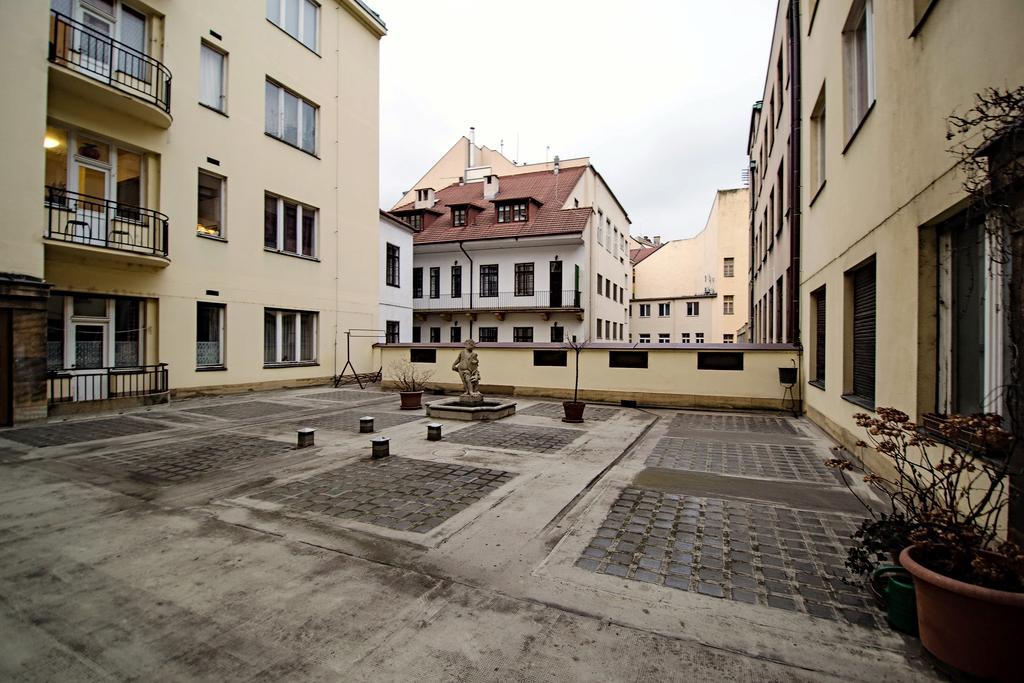 Champagne Studio With Sauna Prague Ngoại thất bức ảnh